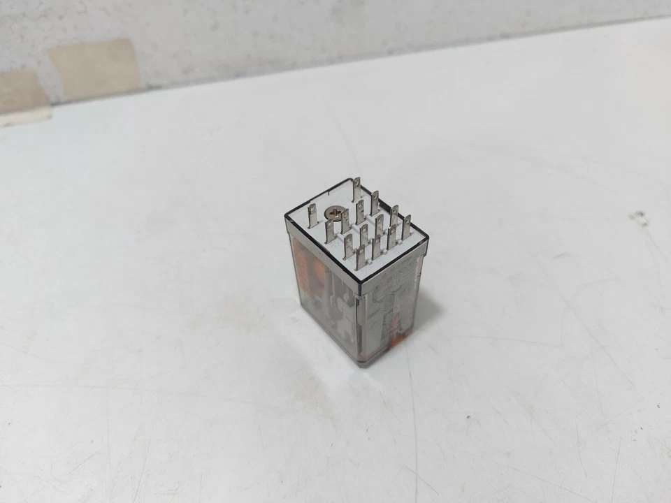 Finder 55.34.8.230.0040 Relay / 23-pcs Lotto Saldi - Image 3 of 4