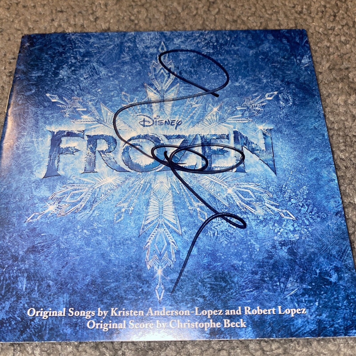 Idina Menzel AUTOGRAPH SIGNED Frozen CD Booklet RARE ELSA DISNEY