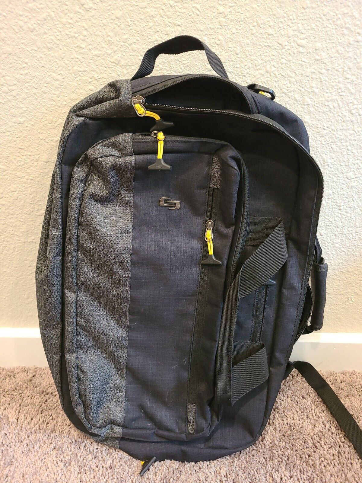 Solo New York Velocity 15.6 Inch Laptop Hybrid Backpack Briefcase, Navy/Grey