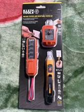 NEW Klein Tools ET45KITXT Voltage Testers and Receptacle Tester Kit
