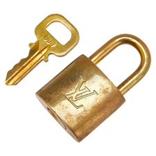 LOUIS VUITTON Padlock and key set Women  Used  