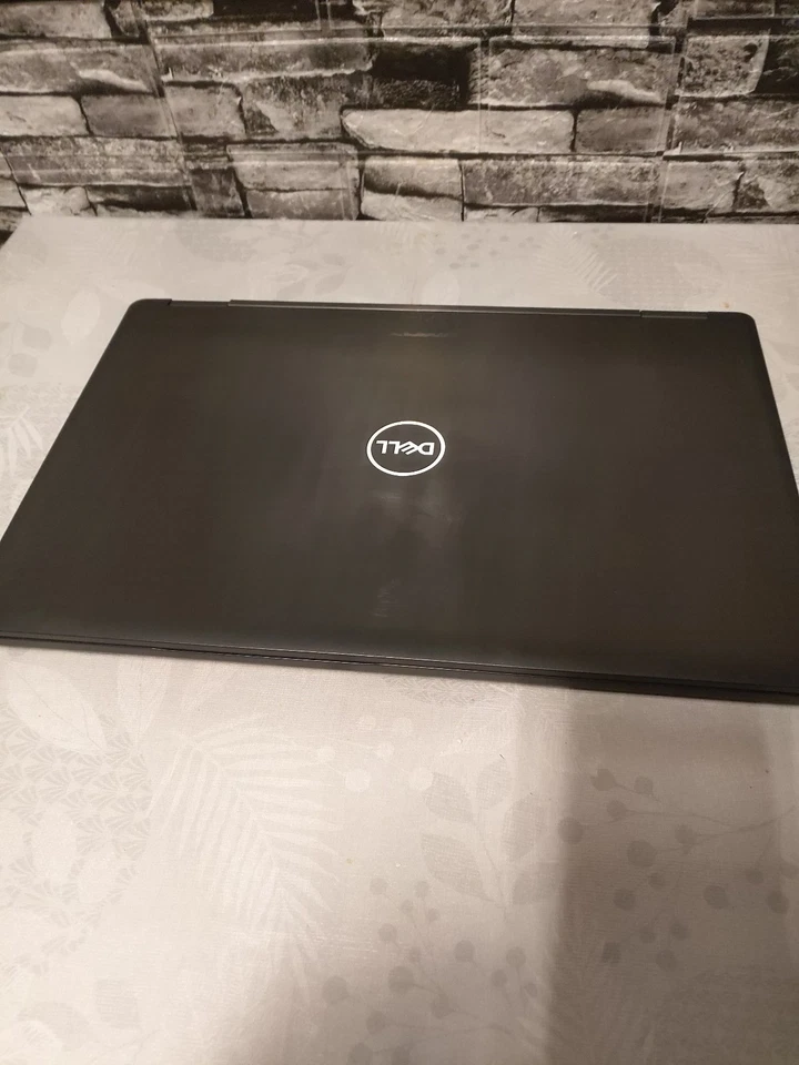 Dell Latitude 5590 · i5-8350U · 16GB · 250GB, Foto 2 von 5
