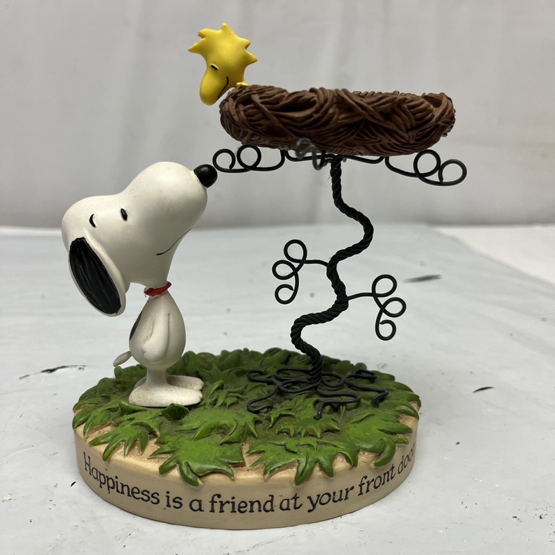Happiness Is A Friend At Your Front Door Hallmark Figurine Peanuts
