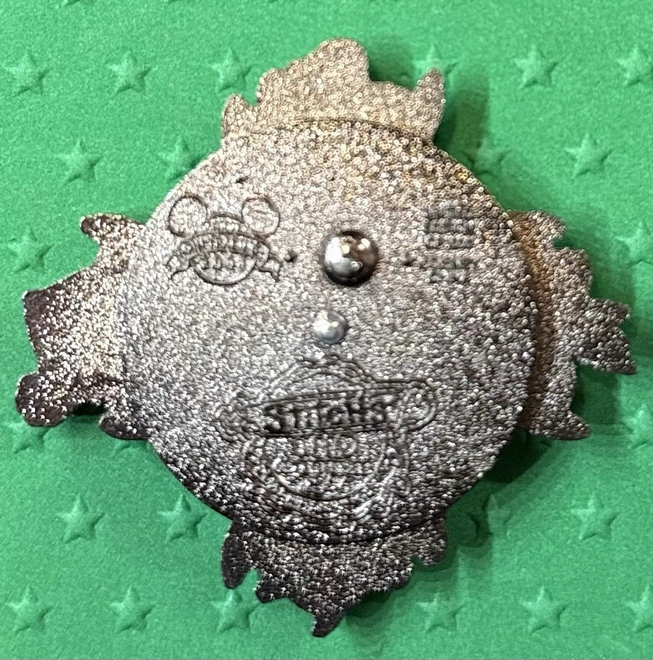 DISNEY PIN LE STITCH WILD ADVENTURES 2004 TRICERATOPS ANIMAL KINGDOM LILO NEW - Image 2 of 3