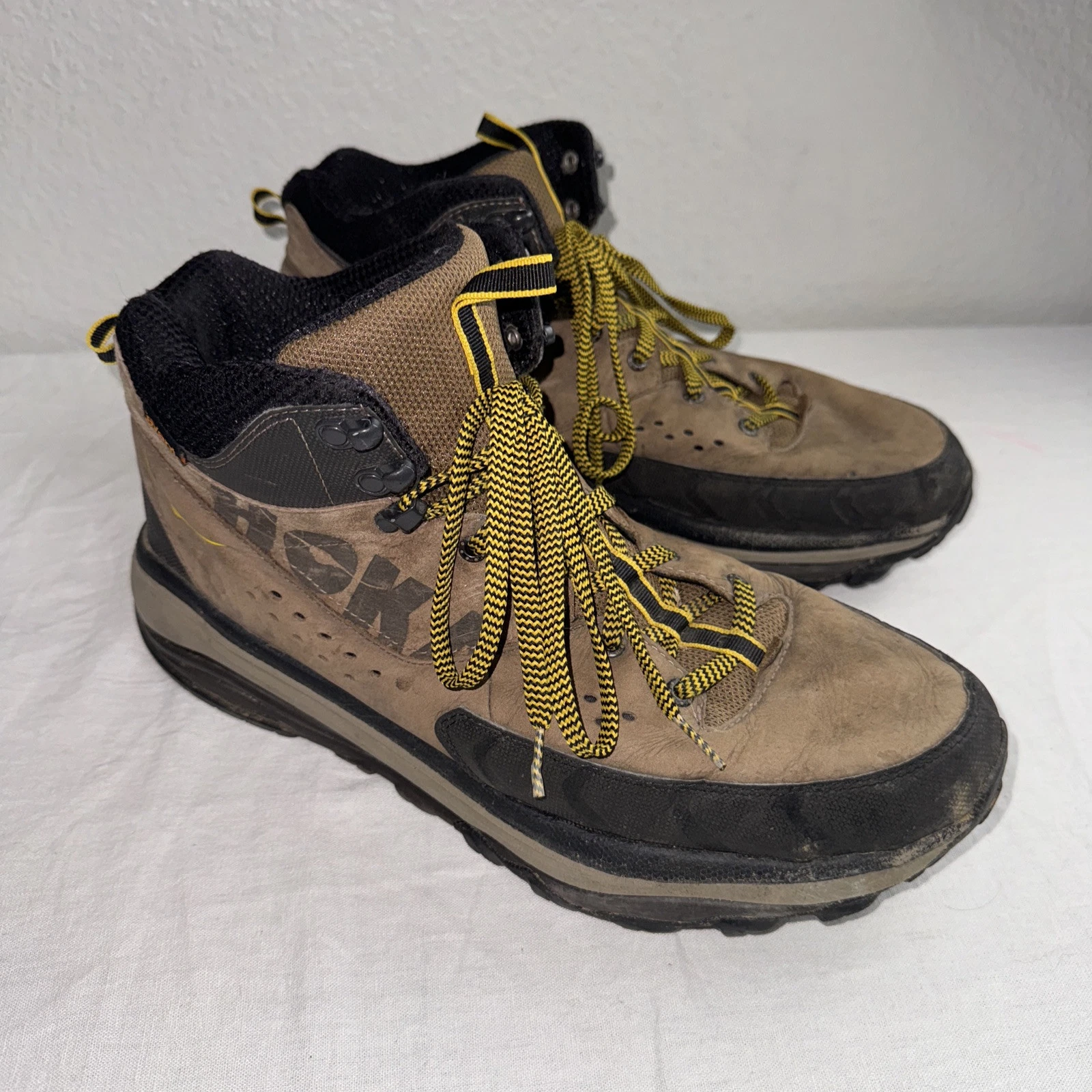 hoka-one-one tor summit mid wp hiking waterproof golden boots