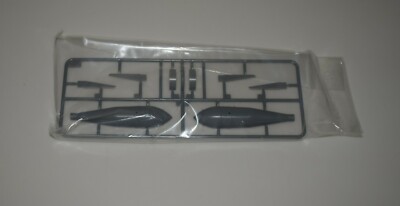 TRUMPETER Ju-87B-2 STUKA 03214  PARTS  SPRUE WC-SC 1000 BOMB 1/32