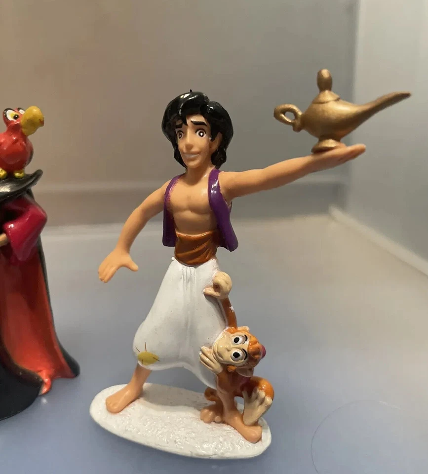 Коллекционные фигурки Aladdin Mattel Applauds 1994 набор из 4 и джинн McDonald's - Изображение 3 из 4