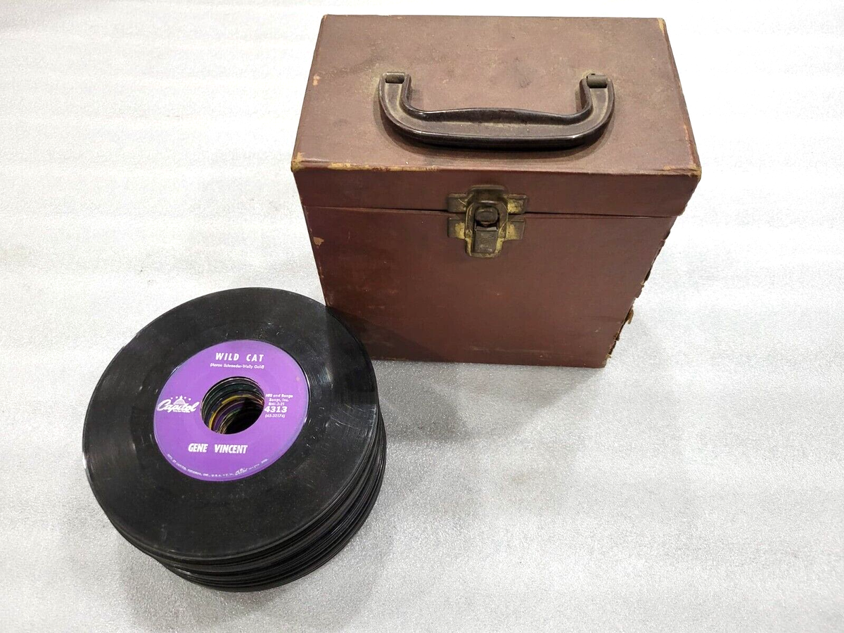 Vintage Platter-Pak Phonograph Record Case Model 700 and 41 Vinyl