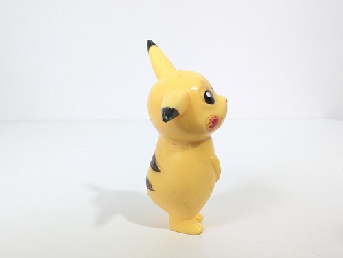 Pikachu TOMY Pokemon Figure CGTSJ 1999 Nintendo 2" - Vintage Authentic - Picture 3 of 4