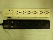 2x Vtg RadioShack 6 Outlet Surge Protector Tested Works