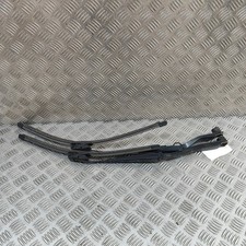 Chevrolet Camaro Front Wischer Arms LHD 92212324 6.2 Benzin 318KW 2011 31348879