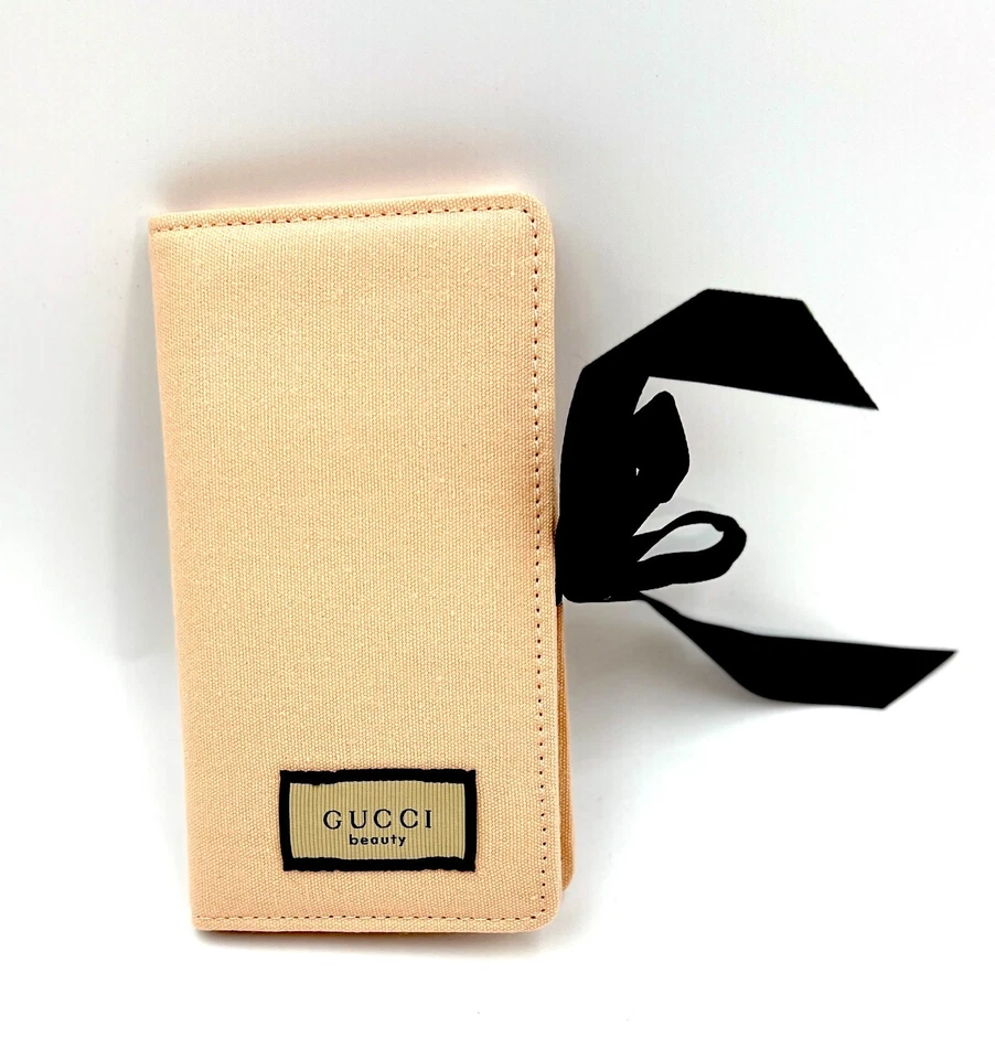 GUCCI Belleza Maquillaje Mini 3 Piezas Pinceles Set de Viaje con Estuche Foto 4 de 4