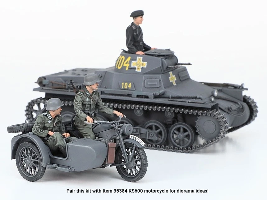 Carro armato Tedesco Panzer I Ausf.B Tamiya 1-35 kit 35388 + sidecar diorama - Immagine 2 di 4