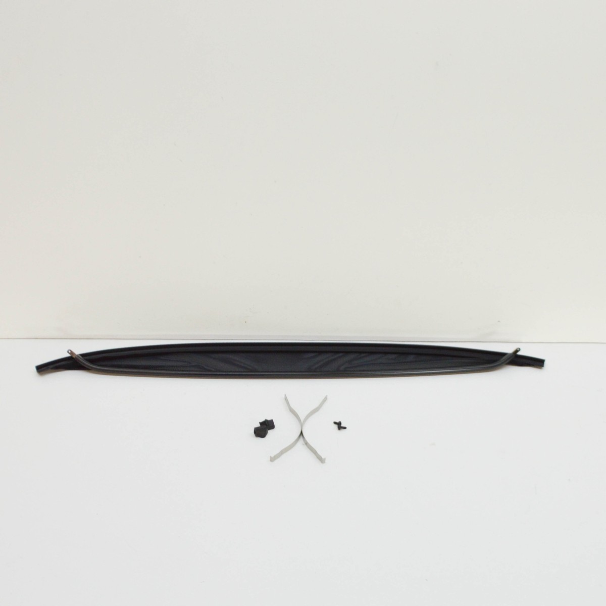 ウルヴァリン VOLVO V60 MK1 Roof Hatch Wind Deflector 31484507 NEW GENUINE