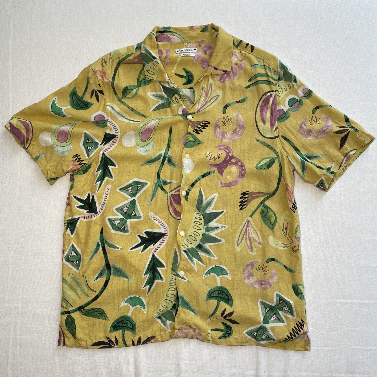 Zara Camp Shirt Mens Extra Large Hawaiian Vacation Linen Pomegranate