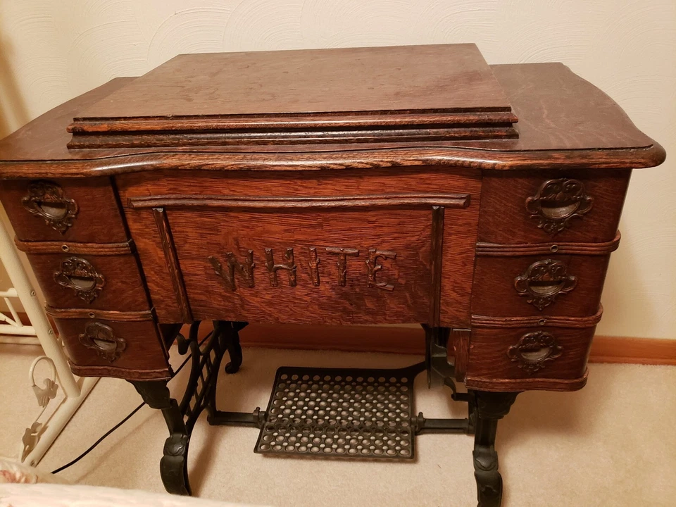 Cinturón de cuero blanco giratorio para máquina de coser para todos los modelos de máquinas de pedal Foto 4 de 4