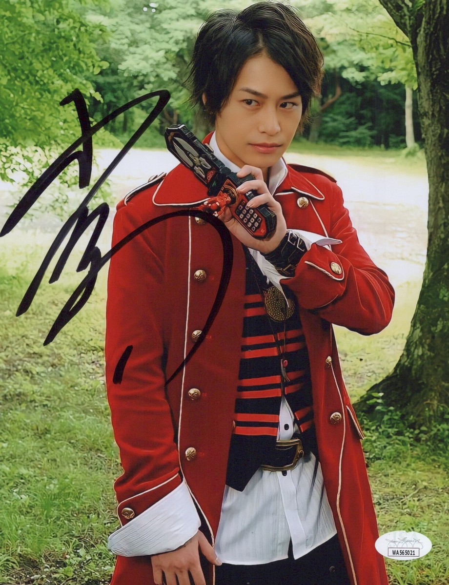 RYOTA OZAWA Signed SUPER SENTAI 8x10 Photo POWER RANGERS Autograph