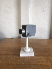 Vintage Universal Minute 16 Camera