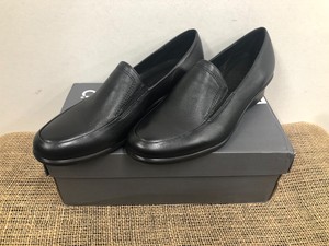 ecco felicia black