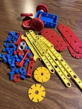 Vintage 1993 Meccano Erector Junior Set Lot Unknown Set Number *SEE PHOTOS *