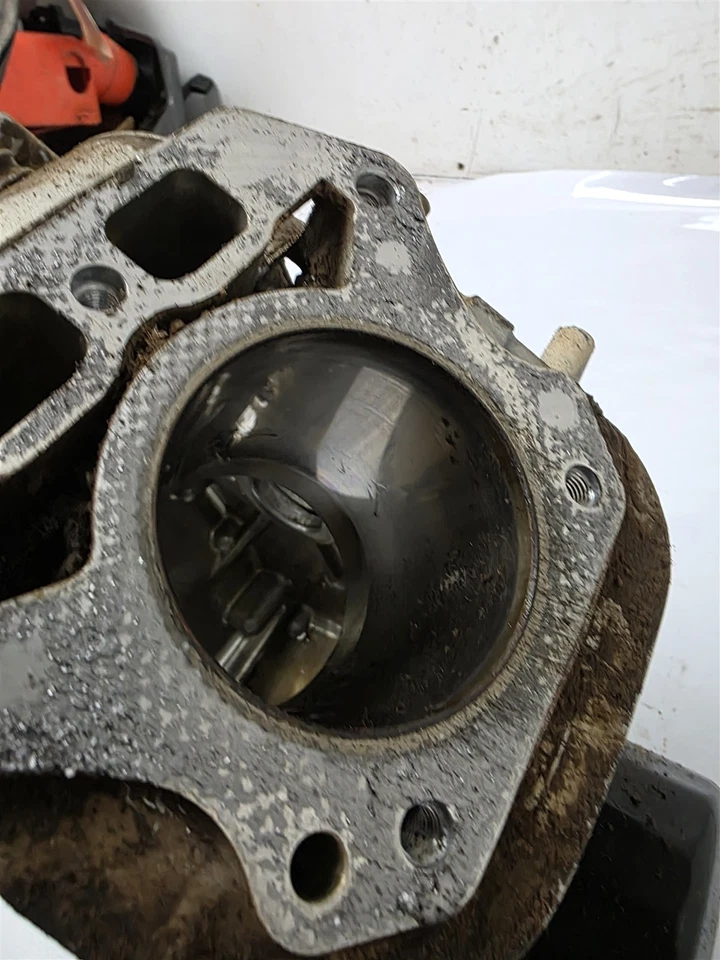 Kawasaki FH491V-AS04 17HP Engine Bare Block - Image 2 of 4