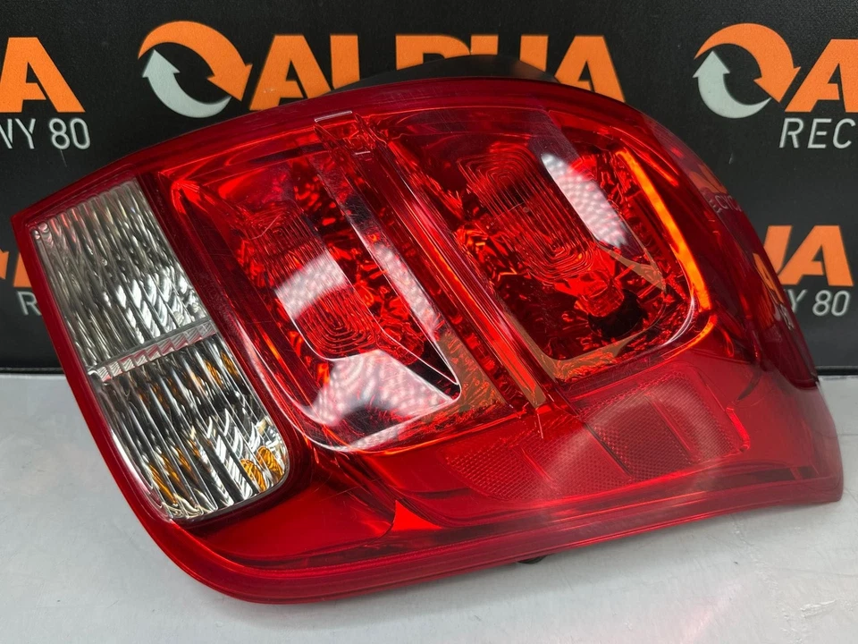Tail Light Assembly CHEVY TRAX Right 13 14 15 16 17 18 19 20 21 22 - Image 2 of 4