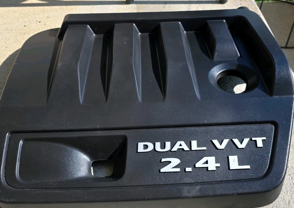 Крышка двигателя 2,4 л ID: 04627272AA 2011-2017 Chrysler, jeep, dodge #P12/D3 - Изображение 2 из 4