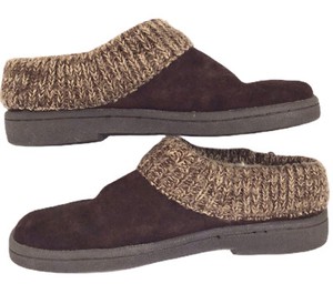 clarks women's knit collar clog slipper