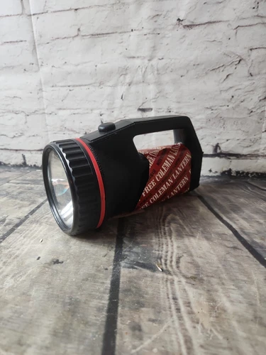 NOS Vintage Marlboro Coleman Flashlight / Push Button Light 