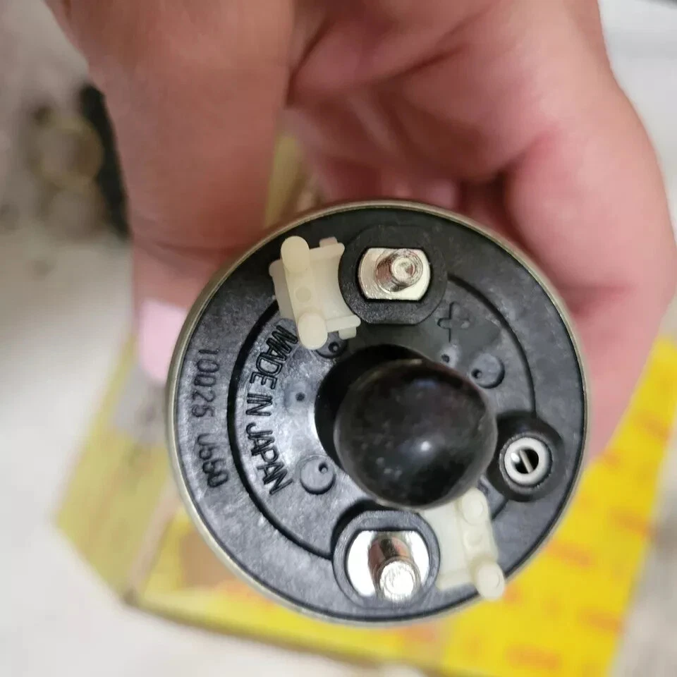 Bosch For Honda Accord Acura 1992-1994 Electric Fuel Pump Gas Fuel System 69624 - Image 3 of 3