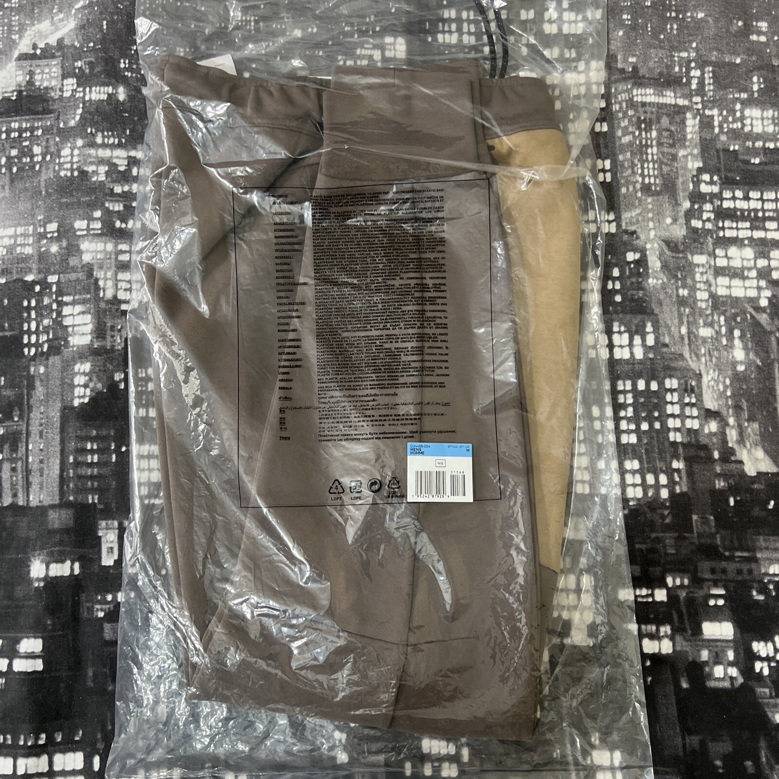 Nike Tech Fleece Pants/Joggers Men's Size Medium!Brown!!!BNWT!!!Sold Out!!!! image 2