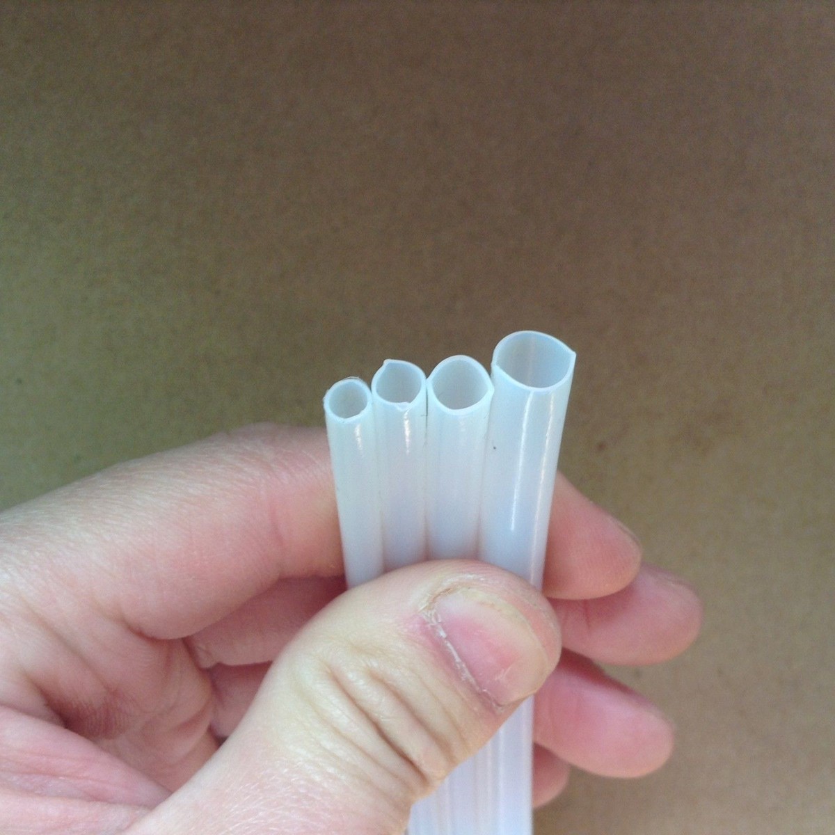 Tubi In Teflon Per Modellismo RC: Resistenti Al Calore! Diametri 1/8, 4mm, 3/16, 1/4. Colore Bronzo, Per Barca E Auto