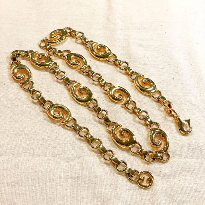 Gucci chain 2024 necklace gold