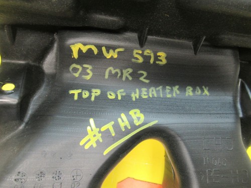 AIR VENT DUCT DASH BLOWER TOP OF HEATER BOX for 00 01 02 03 04 05 MR2 SPYDER - Picture 3 of 6