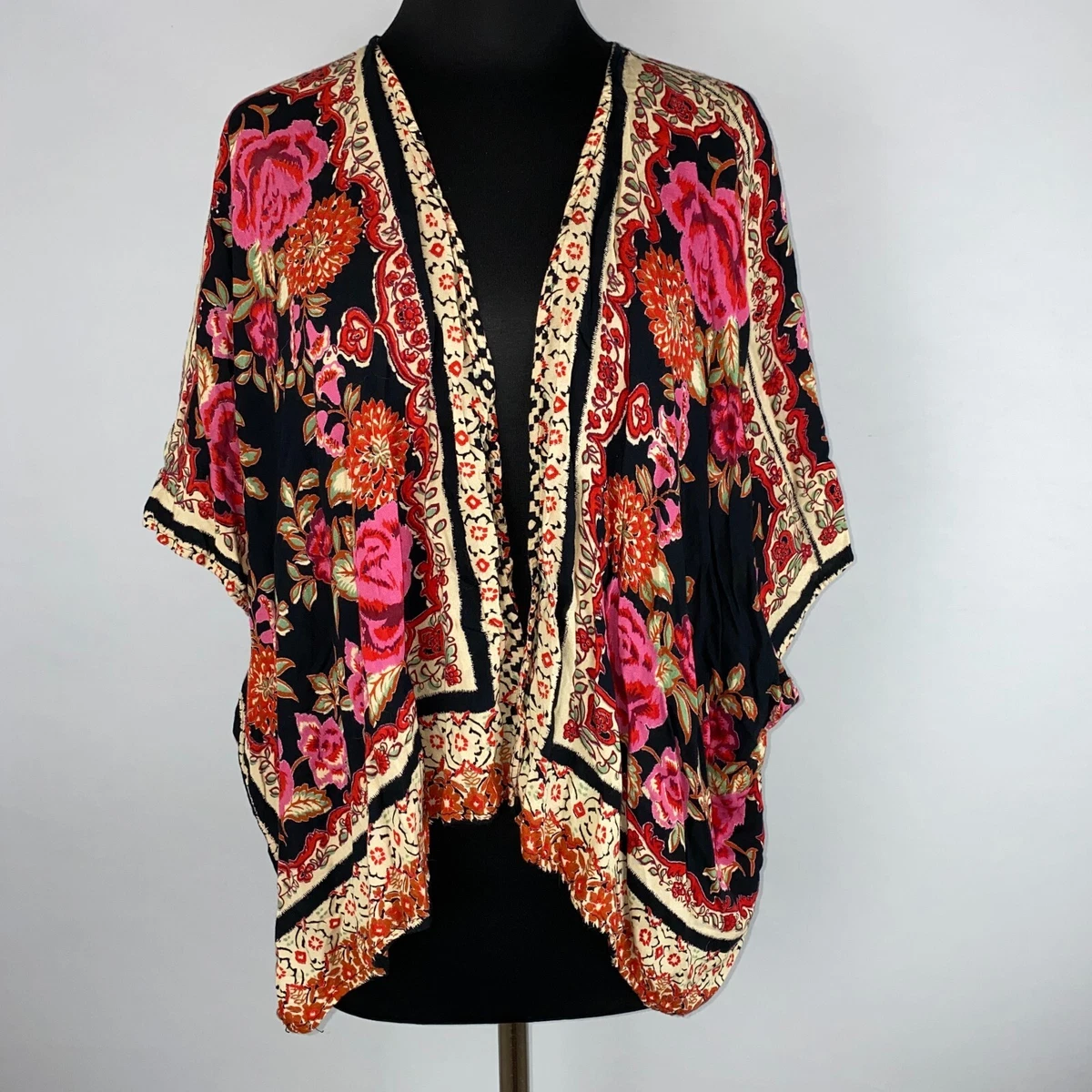 XXI Forever 21 Kimono Top Women s Size S Oversized Slits Floral