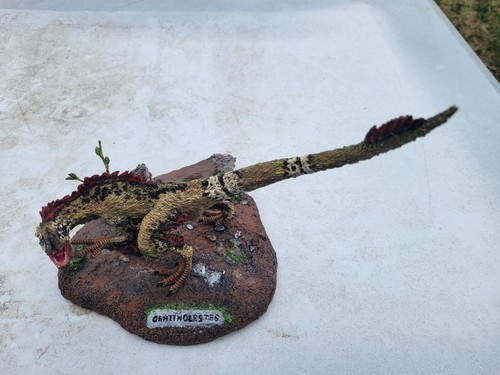 Ornitholestes Model Kit - Picture 5 of 11