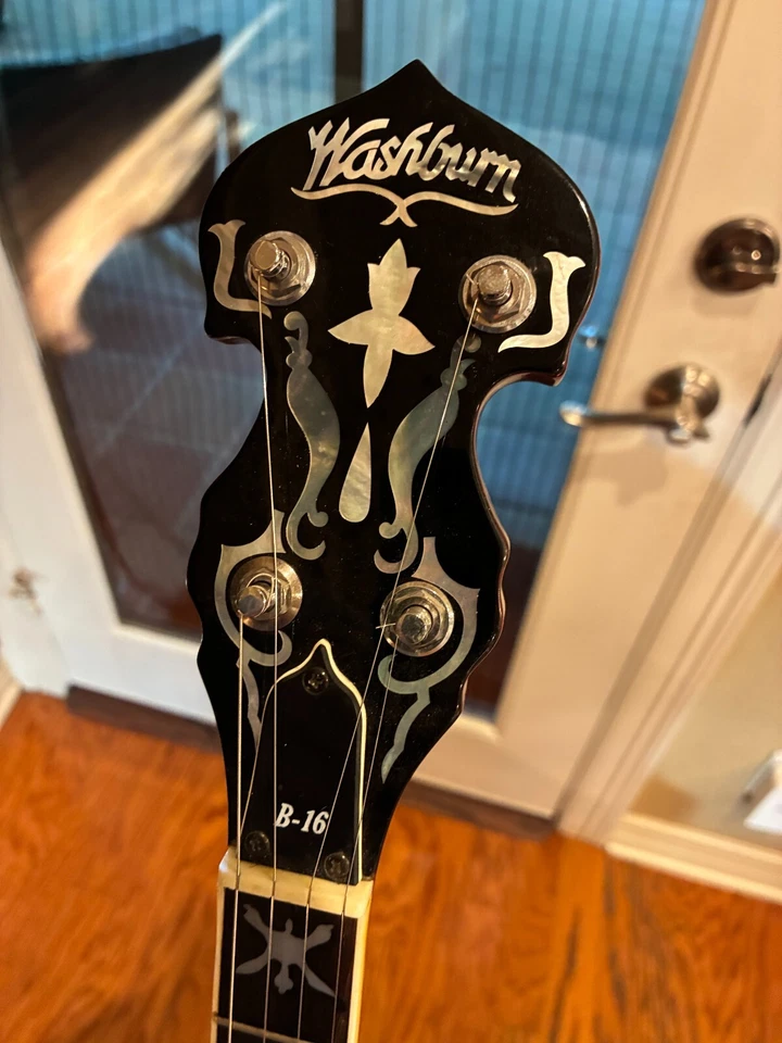 Washburn 5 String Banjo B-16   1996 model    Curly Maple - Image 3 of 4