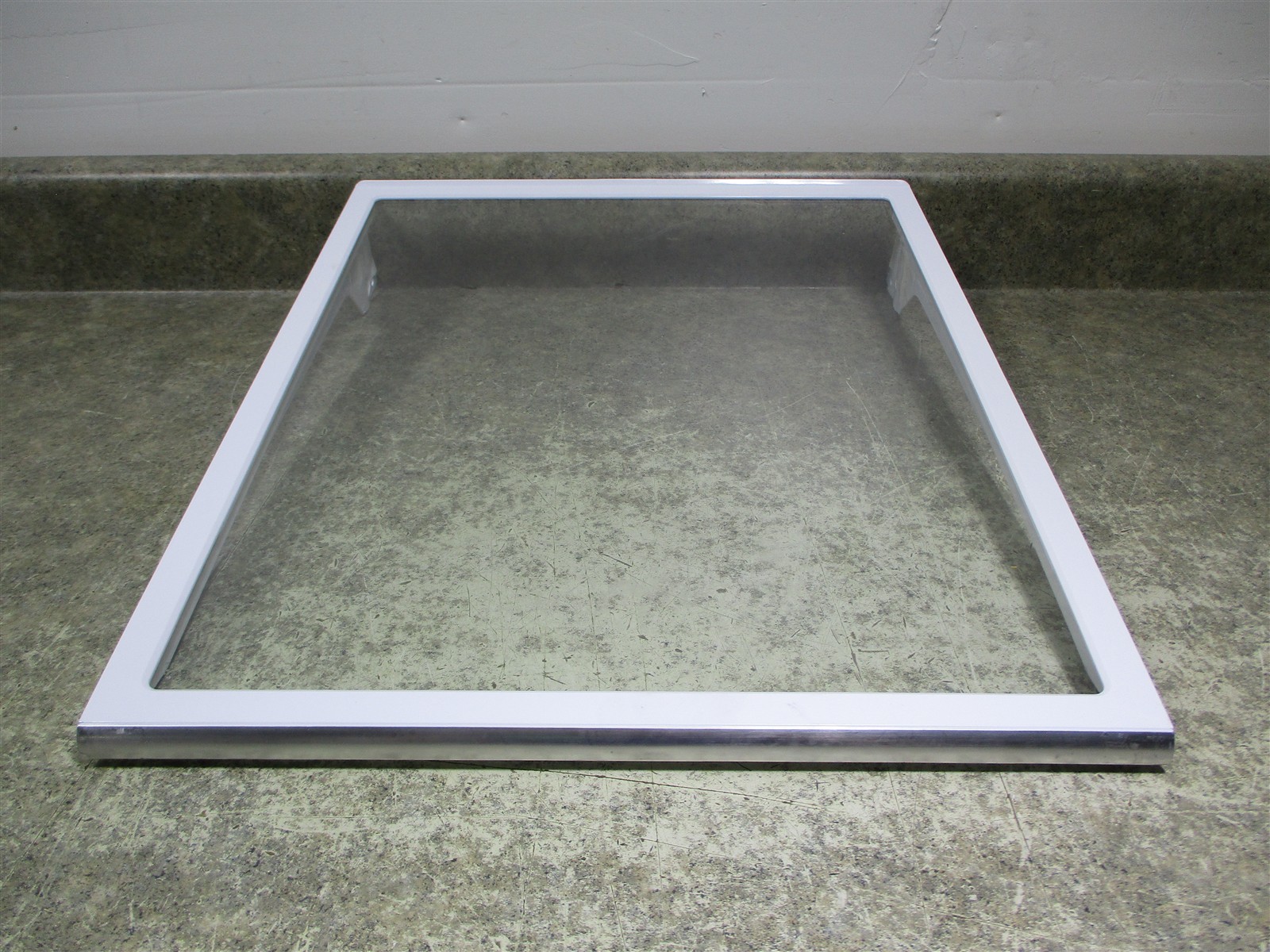 Hisense Refrigerator Shelf Scratches Part # K2136063