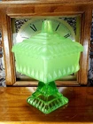 Vintage Jeannette Satin Green Square Glass Candy Dish/ Wedding Dish Good Conditi