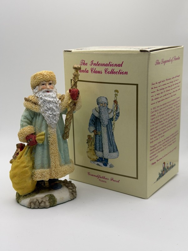 The International Santa Claus Collection Grandfather Frost Russia SC23 1996 VNTG