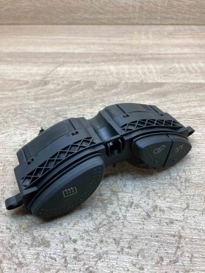 YS4T19A945BA Climate control unit Fits for Ford Focus - Image 2 of 4