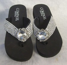 NEW PAIR WOMEN'S LADIES FLIP FLOPS Size 7 CHIC BEDAZZELED WITH CLEAR GEMS