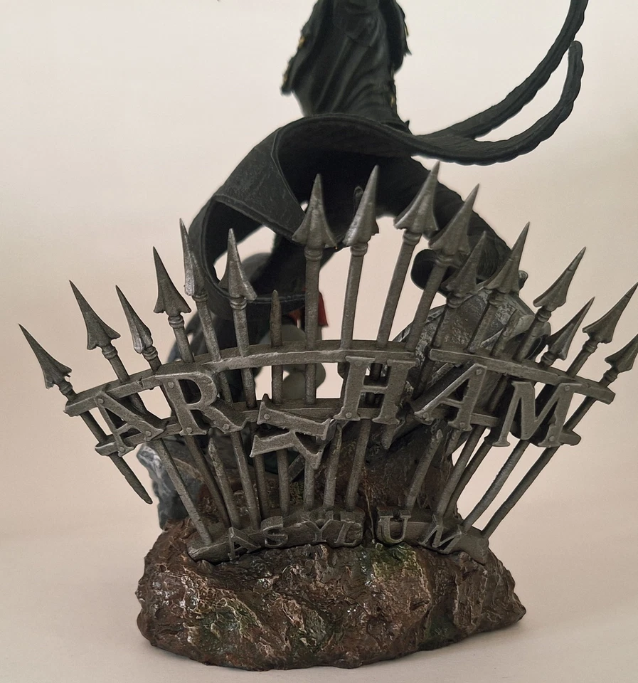 Custom Batman Who Laughs Statue - 20cm - Image 4 of 4