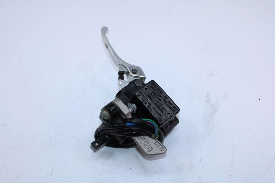 2008 Yamaha FX Nytro FX10 BRAKE MASTER CYLINDER W LEVER 8FA-W2587-00-00 - Изображение 4 из 4
