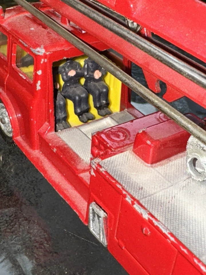 Corgi Major Toys 1127 Simon Snorkel Fire Engine original vintage diecast toy - Image 3 of 4