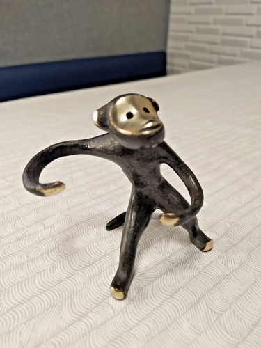 Soviet Vintage figurine of the USSR. "Monkey". Bronze - Picture 6 of 9