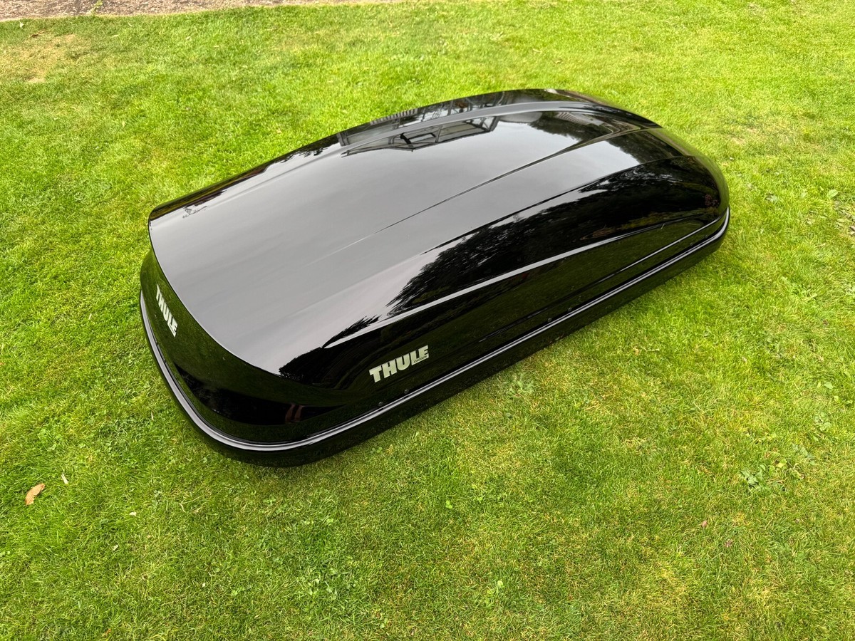 Rental] Roof Box Hire Thule Pacific 200 Gloss Black 410L £45 Per - Main Image