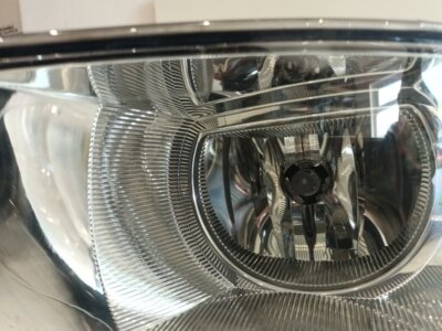 Skoda Octavia 2012-2019 Stoßstange vorne links Nebelscheinwerfer 15A218A