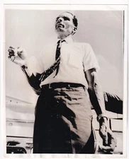 ANGUILLAN PRES RONALD WEBSTER TALKS TO REPORTERS ABOUT INVASION 1969 Photo Y 316