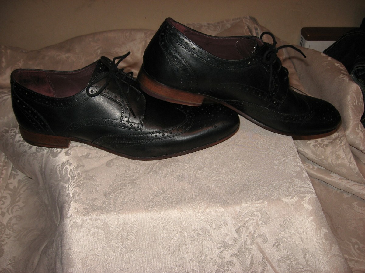 Ted Baker London Gryene Wingtip Brogue Dress Black Dress  display picture 1